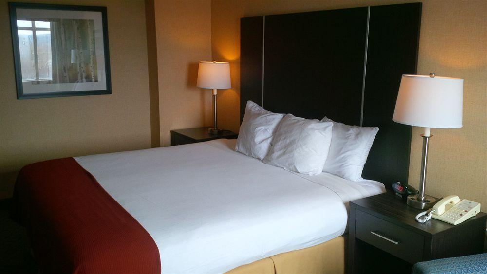 Holiday Inn Express Hamilton-Stoney Creek Exterior foto